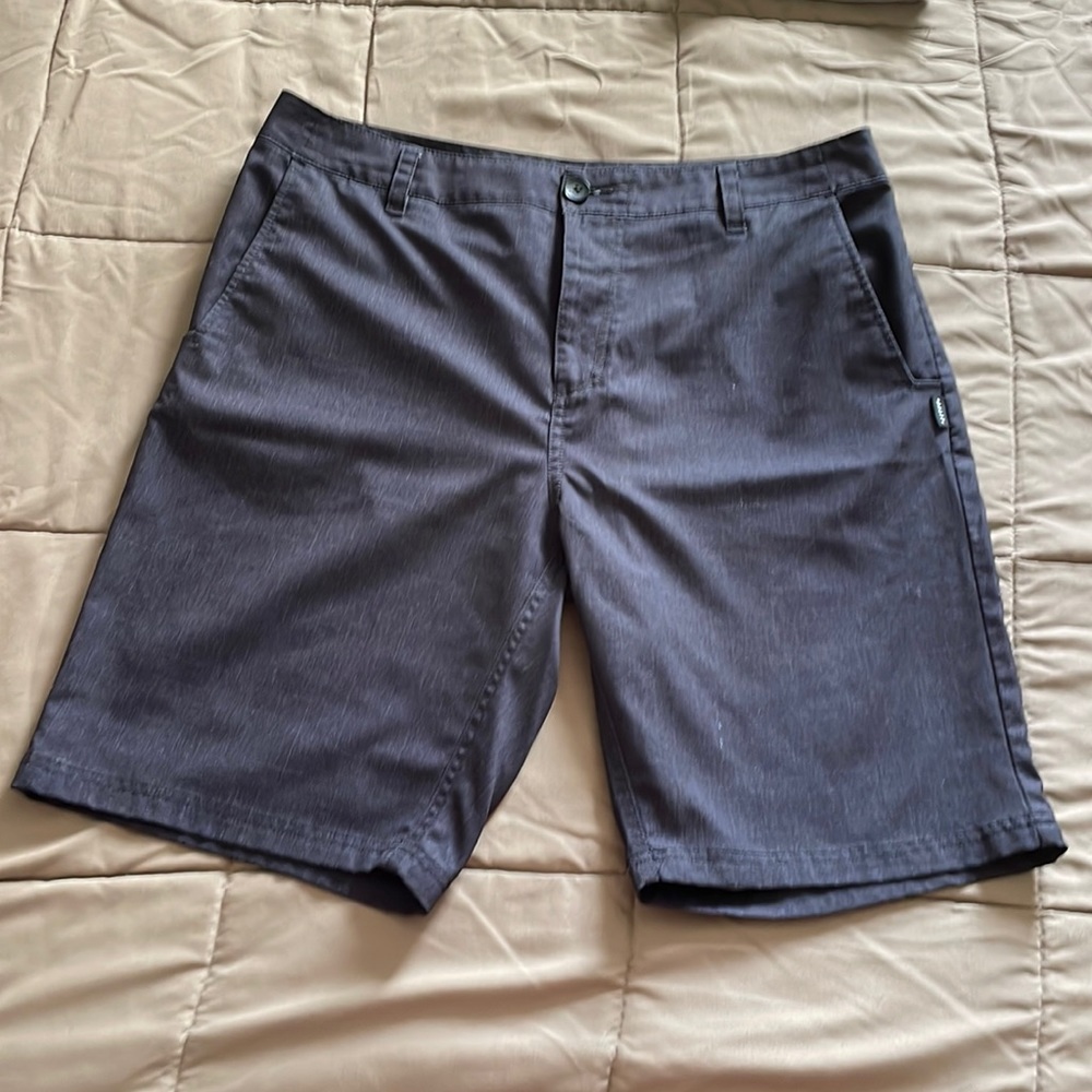 Men’s Oakley shorts